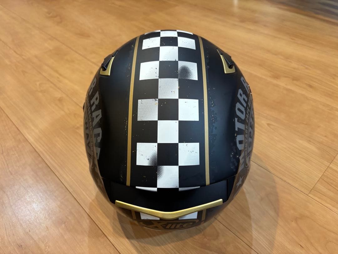 NOLAN Xlite X-802Rフルフェイスヘルメット ブラック・ゴールド