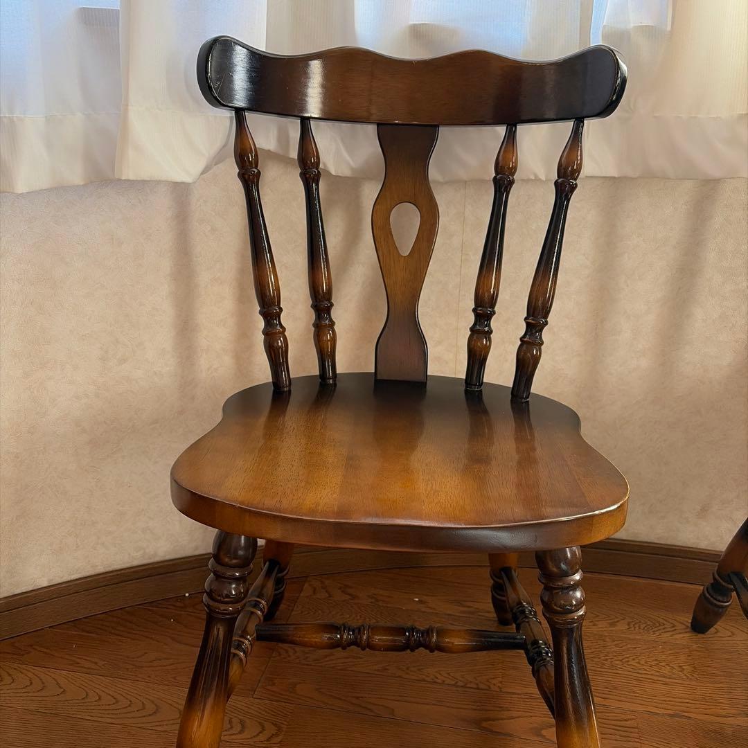 たまごやき　飛騨産業　キツツキチェア