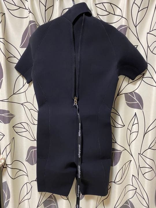 ※値下げしました【匿名配送】MOBBY’S モビーズ ウェットスーツ スプリング