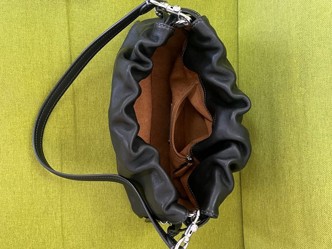 COACH コーチショルダーバッグ　ブラック