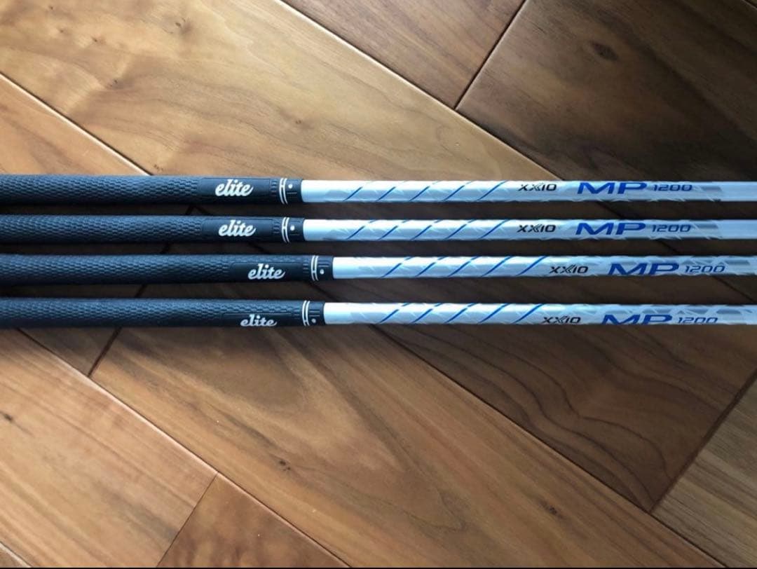 ゼクシオ12 アイアン4本セット【希少R2シャフト！】