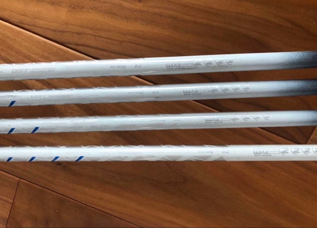 ゼクシオ12 アイアン4本セット【希少R2シャフト！】