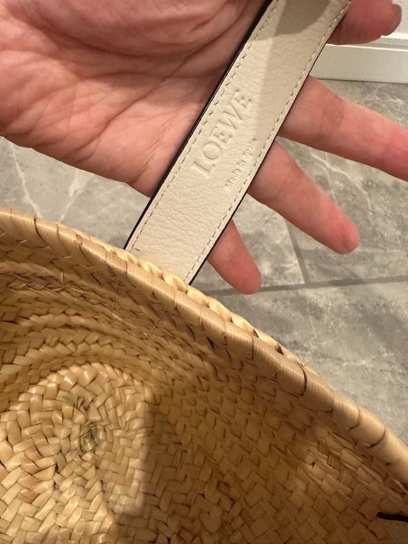 mini mini様 ロエベ　カゴバッグ　ホワイト