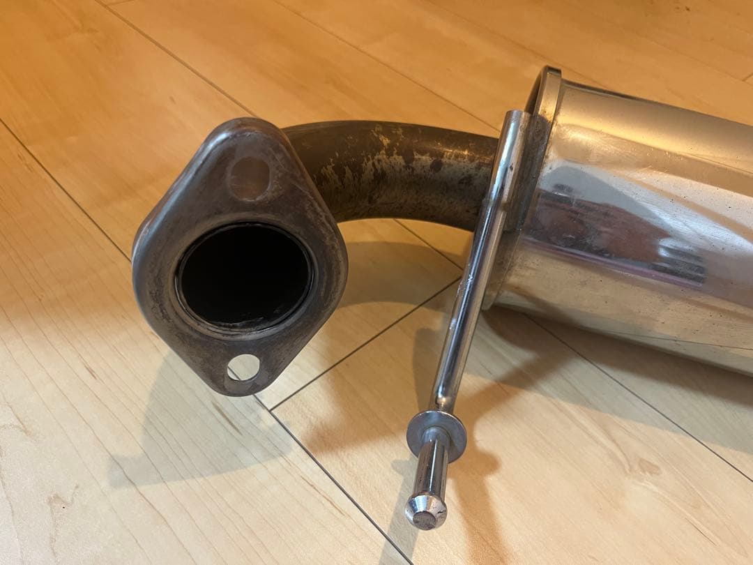 HKSリーガルマフラー