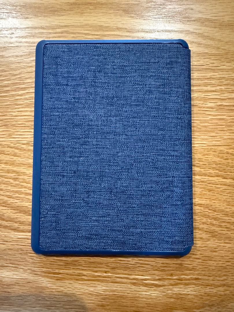 Kindle Paperwhite（第11世代）シグニチャー モデル 白線あり