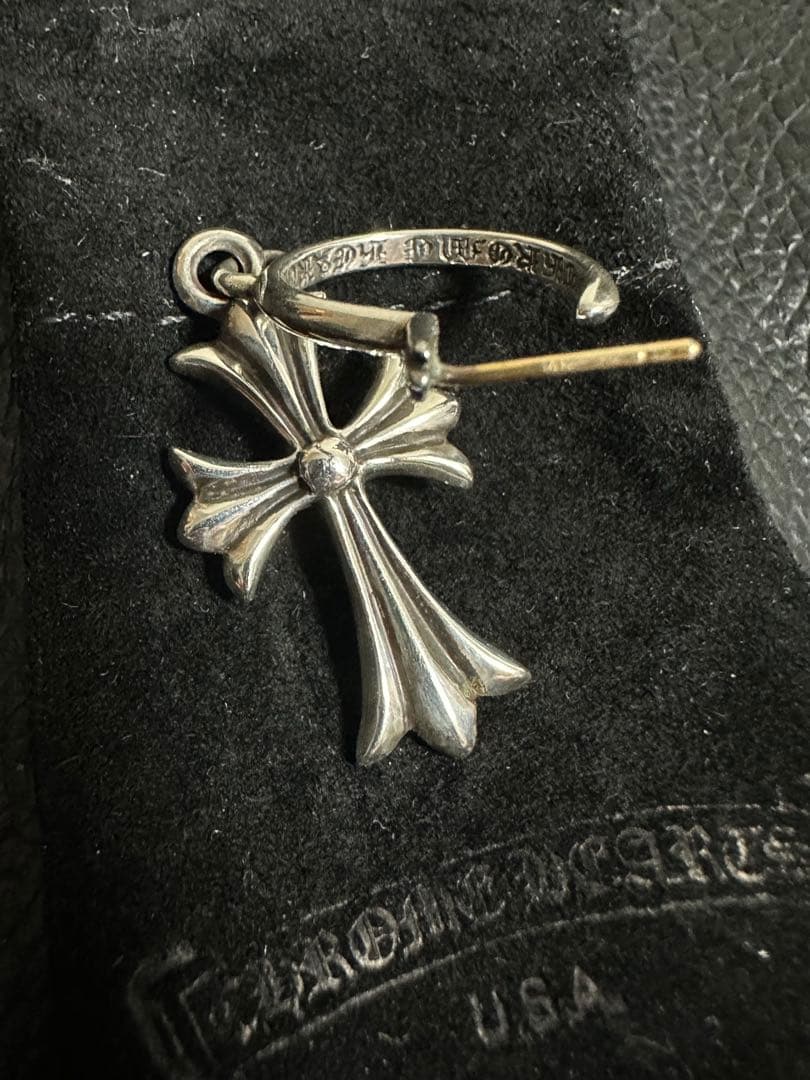 CHROMHEARTS クロムハーツ タイニーCH クロス フープピアス