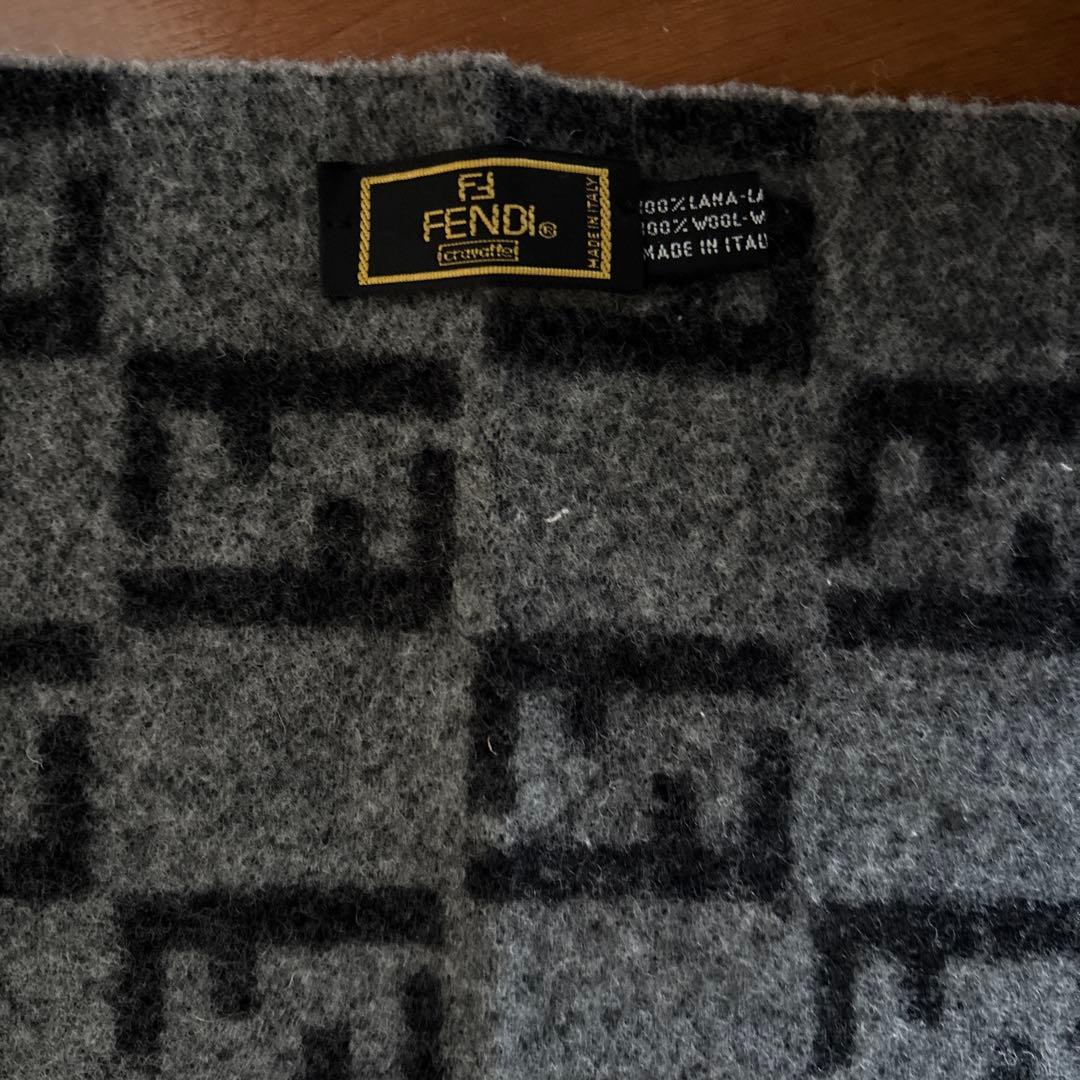 Fendi ウールマフラー グレー/ブラック