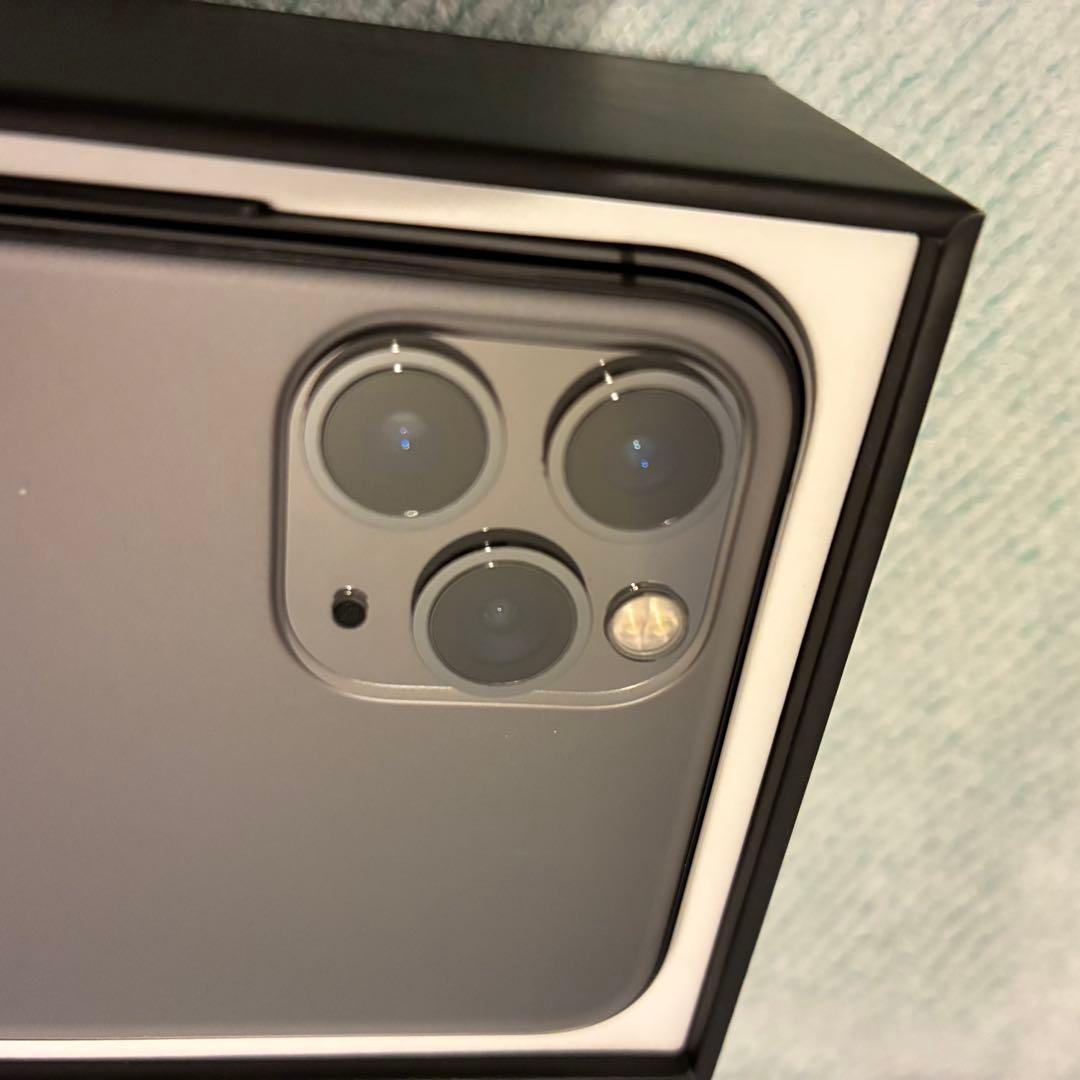 iPhone 11 pro 256GB スペースグレー　SIMフリー