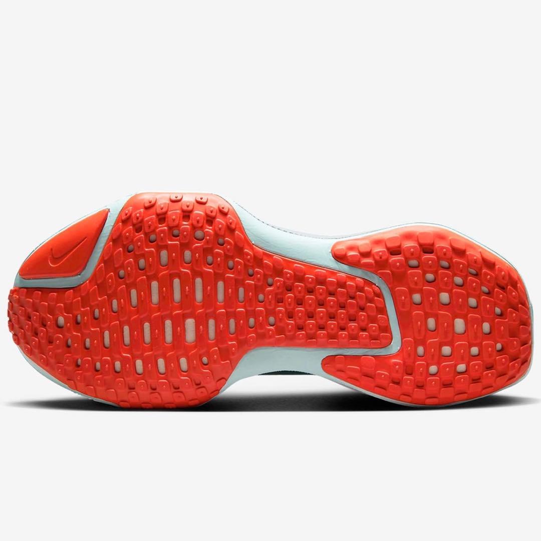 【専用】NIKE ZOOMX INVINCIBLE RUN FK3新品　24cm