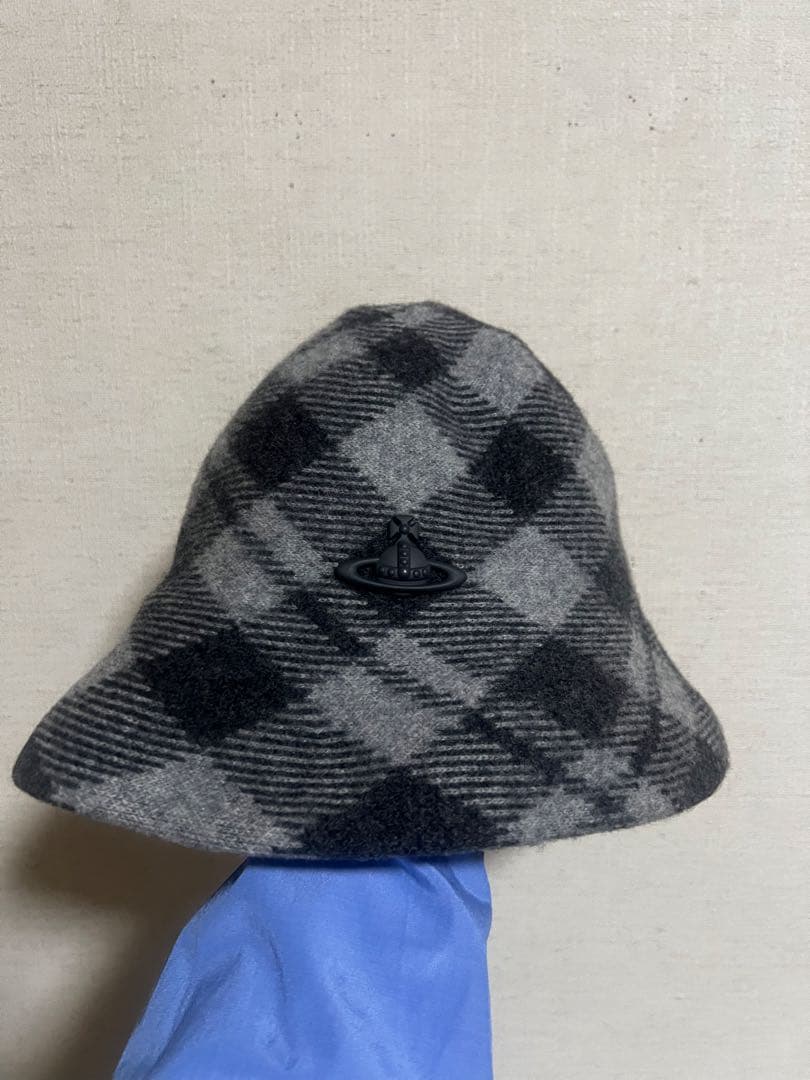 Vivienne Westwoodバスケットハット