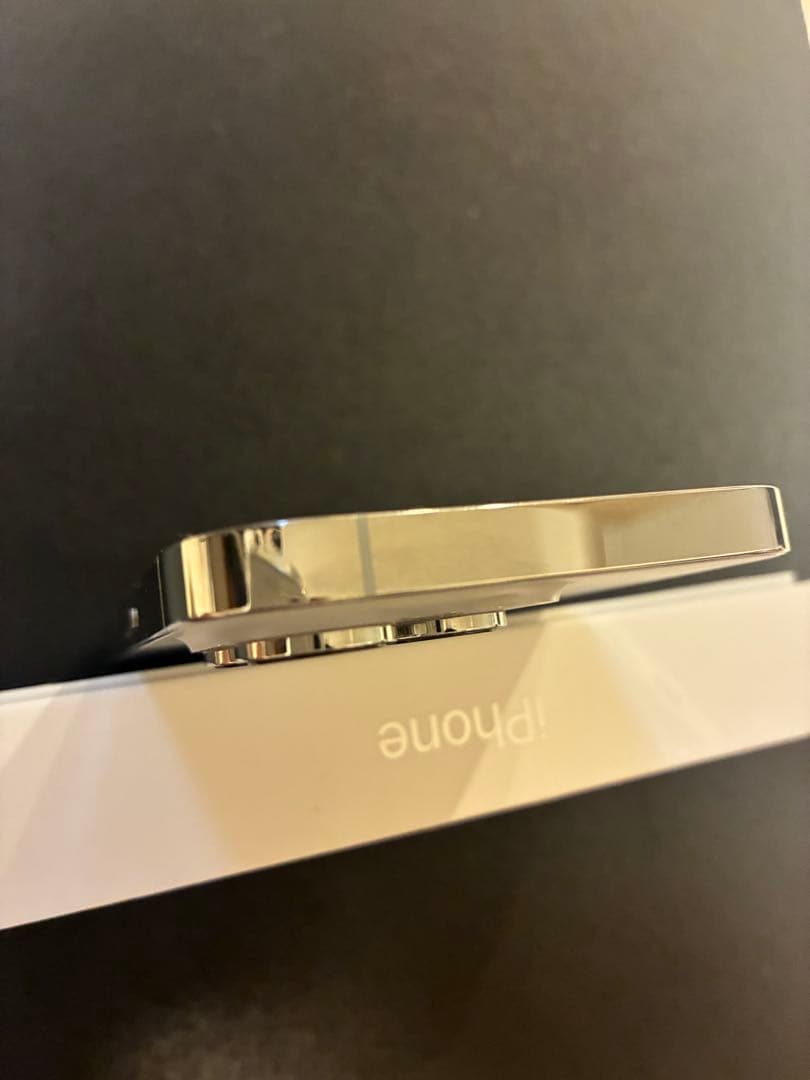 【Aoisoraさん専用】iPhone14 pro 256GB シルバー　美品