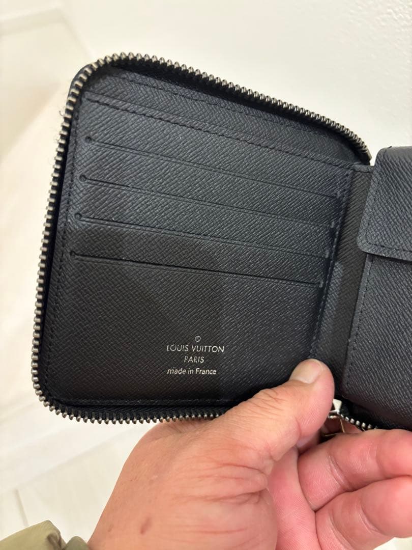 LOUIS VUITTON ルイヴィトン　エクリプス　コンパクトウォレット