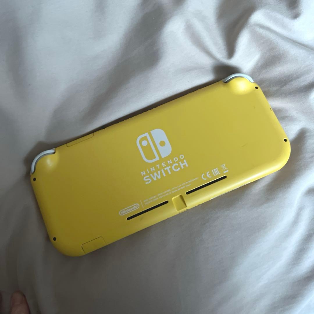 【早い者勝ち】Nintendo Switch Lite イエロー