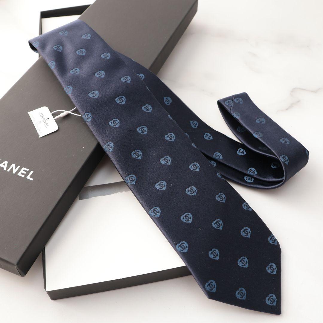 未使用 シャネル CHANEL ネイビー ロゴパターン ネクタイ