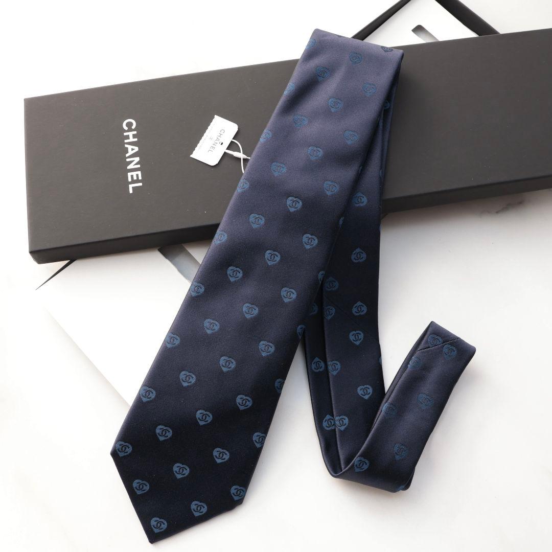 未使用 シャネル CHANEL ネイビー ロゴパターン ネクタイ