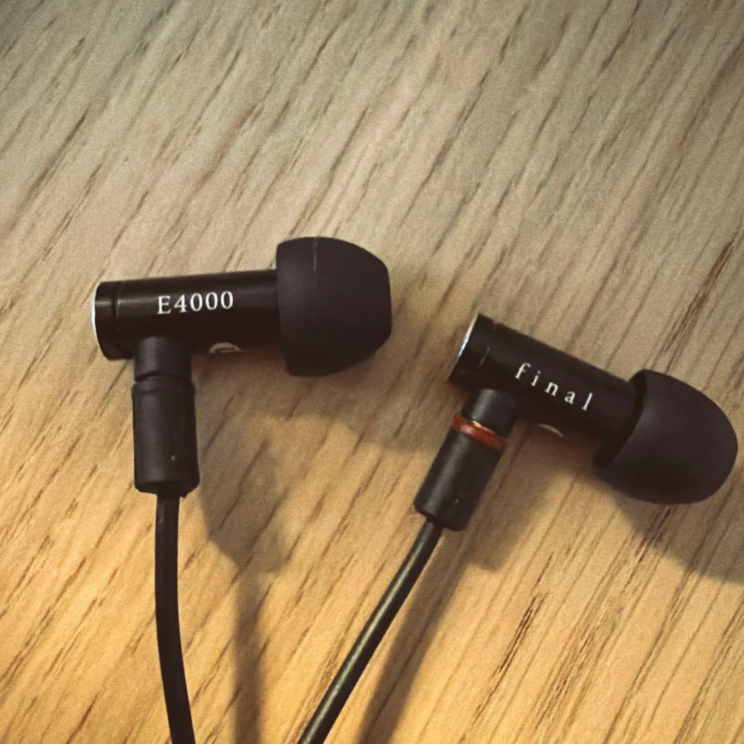 final カナル型イヤホン　E4000 ファイナル