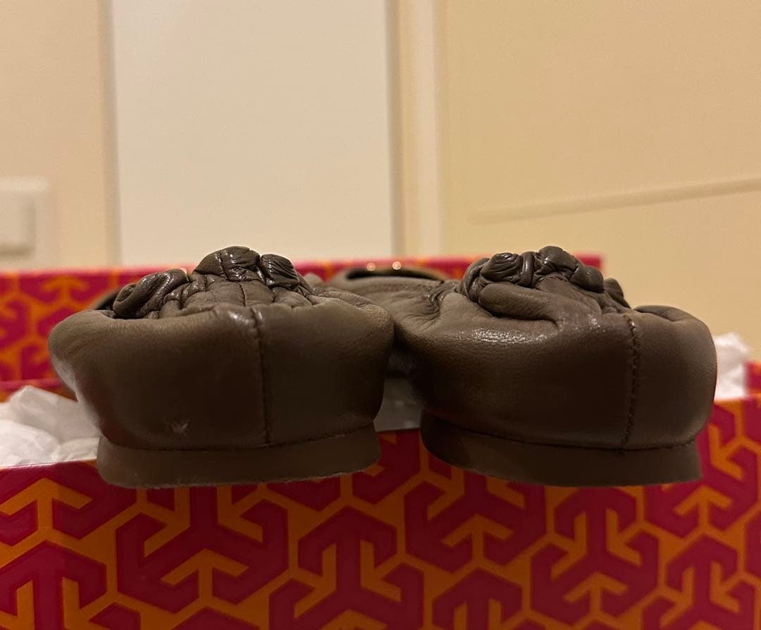 ✨美品✨TORY BURCHトリーバーチ　バレエフラットシューズ　ブロンズ　7