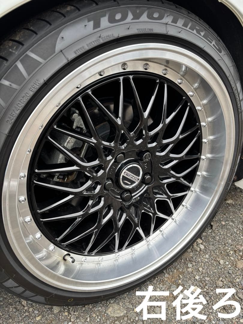 アルファード20インチ　右後ろ１本