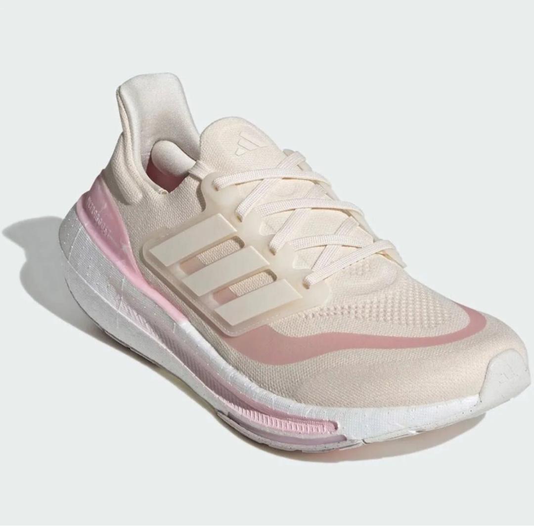 新品 定2.5万 adidas アディダス 軽量 ランニングシューズ 27cm