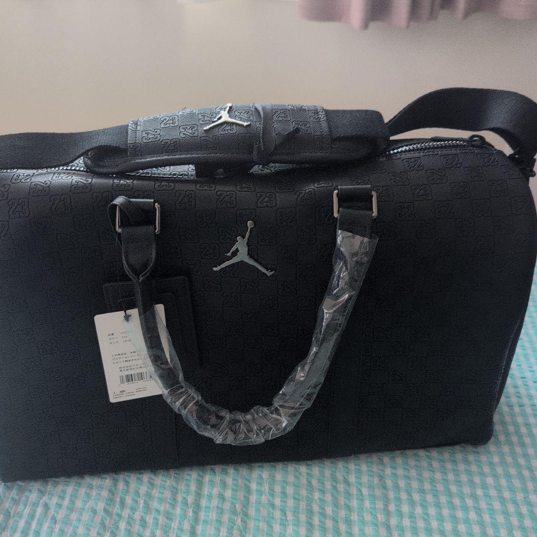 ジョーダン モノグラム ダッフルバッグ (25L)
