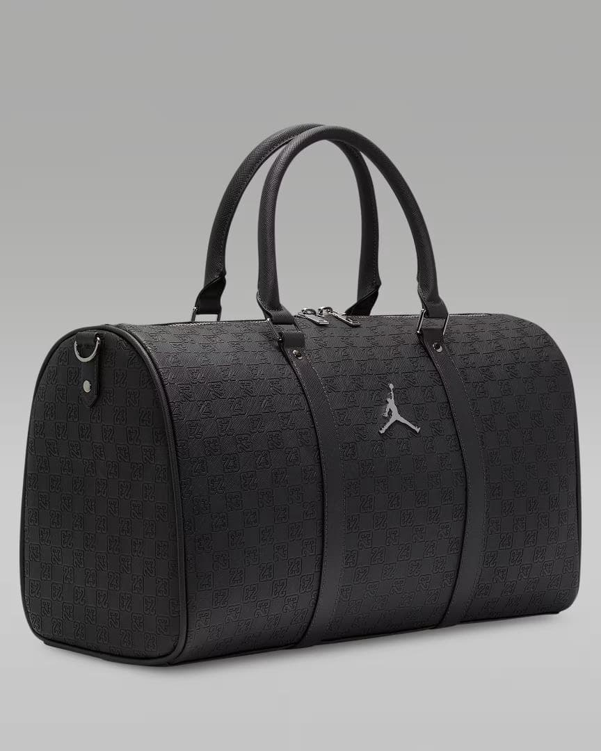 ジョーダン モノグラム ダッフルバッグ (25L)