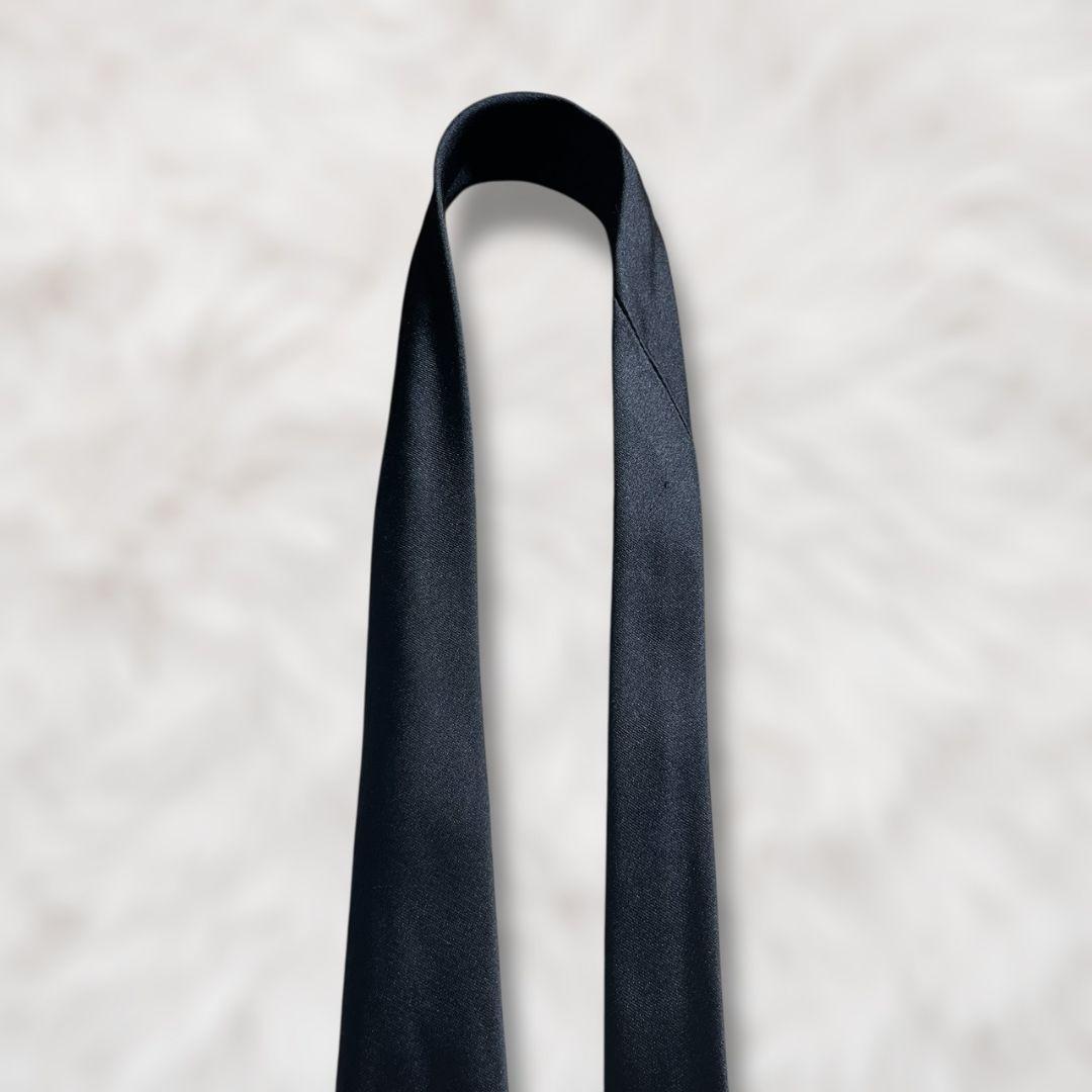 【美品✨】プラダ ソリッドタイ ダークネイビー 光沢 ナロータイ 箱有 ネクタイ