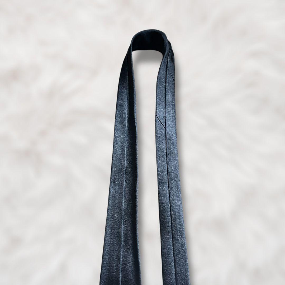 【美品✨】プラダ ソリッドタイ ダークネイビー 光沢 ナロータイ 箱有 ネクタイ