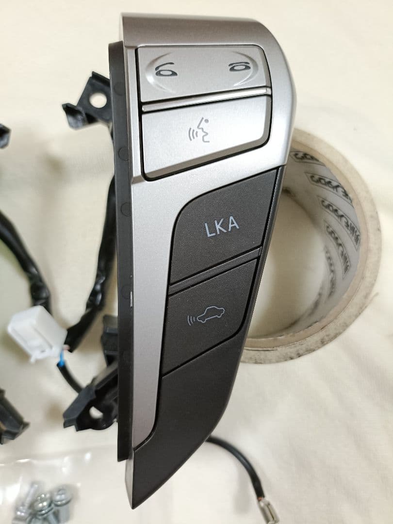 20アルファードヴェルファイア最上級グレードステアリングスイッチLED打ち替え白