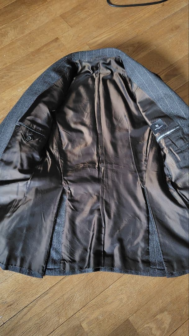 ZERBINOイタリアナポリ製グレー ストライプダブルベストスリーピース スーツ