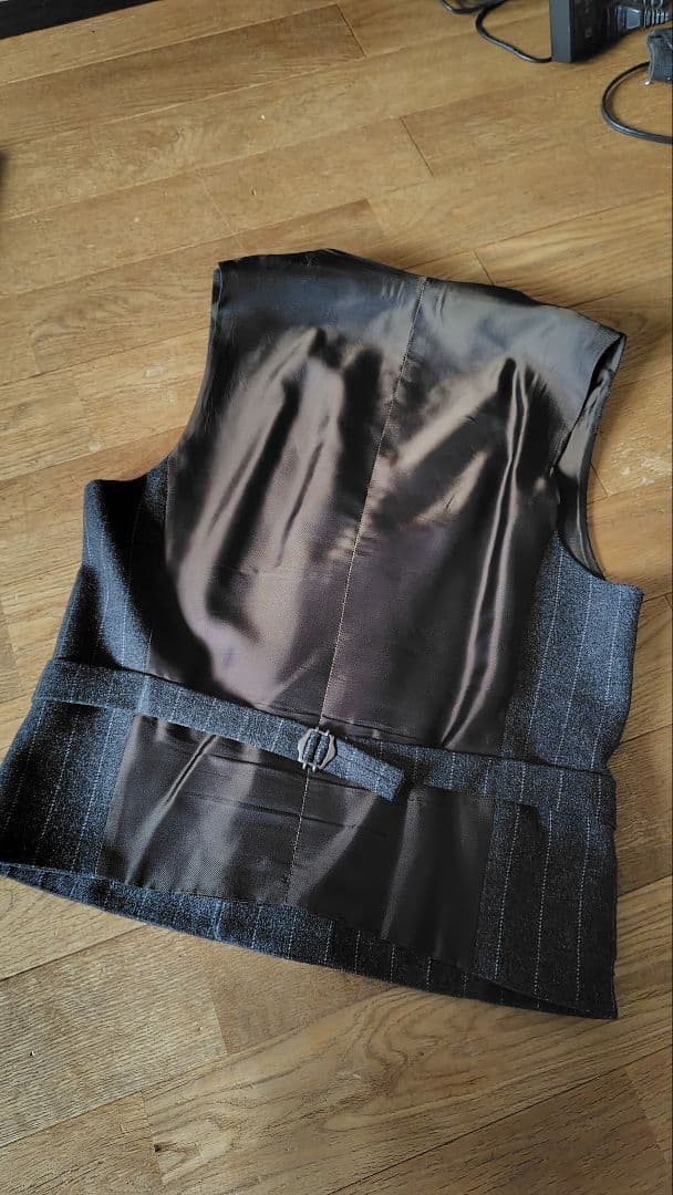 ZERBINOイタリアナポリ製グレー ストライプダブルベストスリーピース スーツ