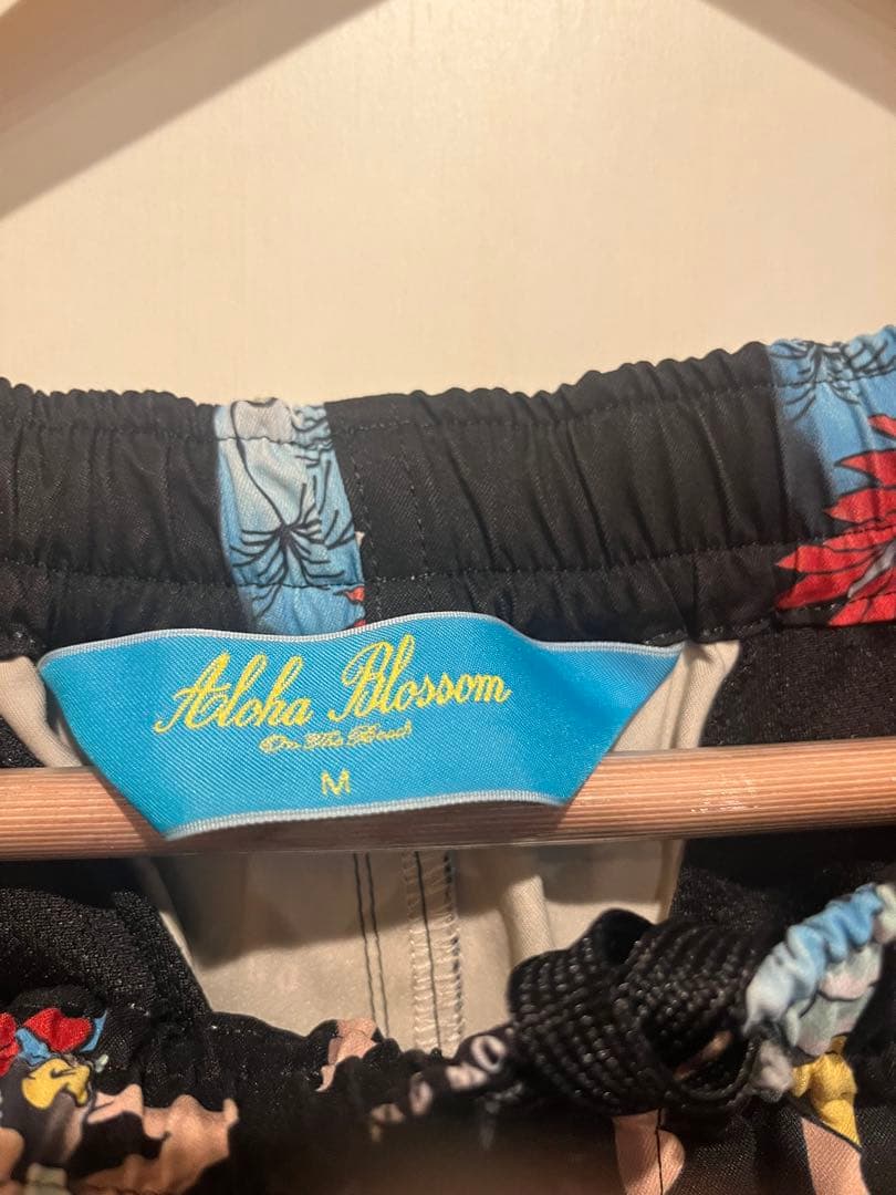 Aloha Blossom HULA GIRL柄 ショートパンツ Mサイズ