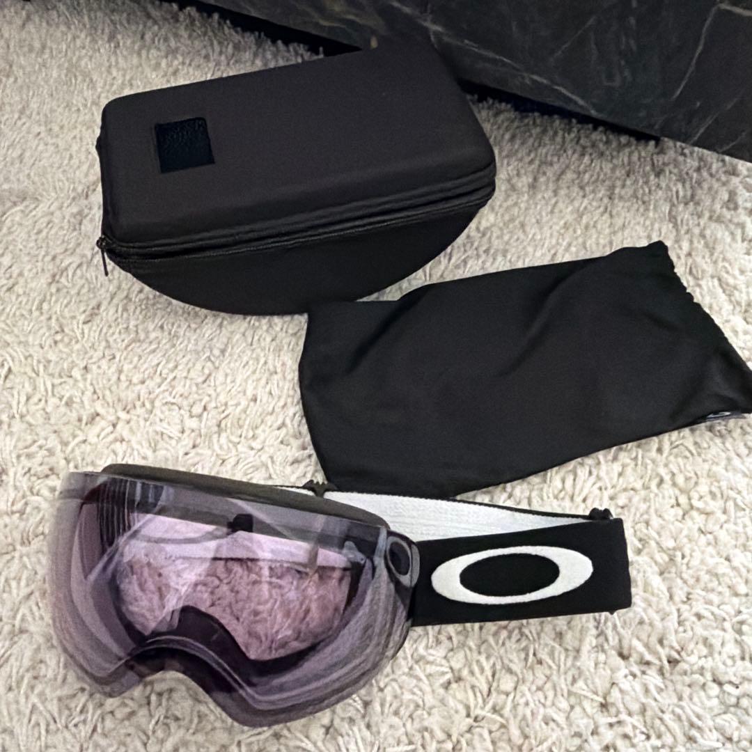 Oakley ゴーグル 曇雪で大活躍