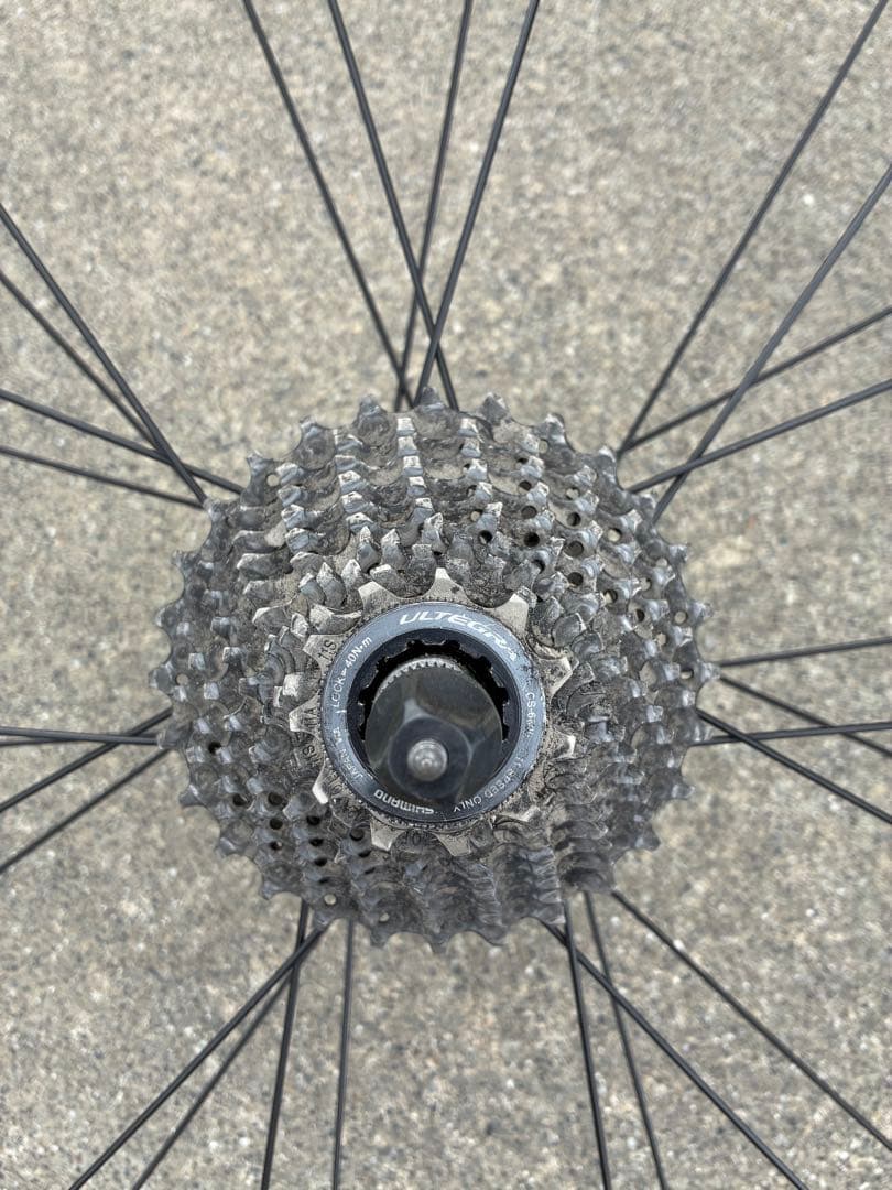 Ultegra 11速 完組ホイール 700C ブラック/ホワイト