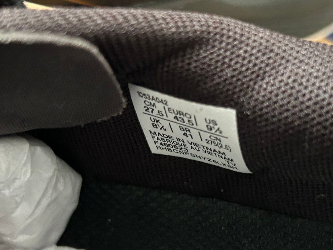 あ*つ様 asics バレーボールシューズ ホワイト/ブラック 27.5