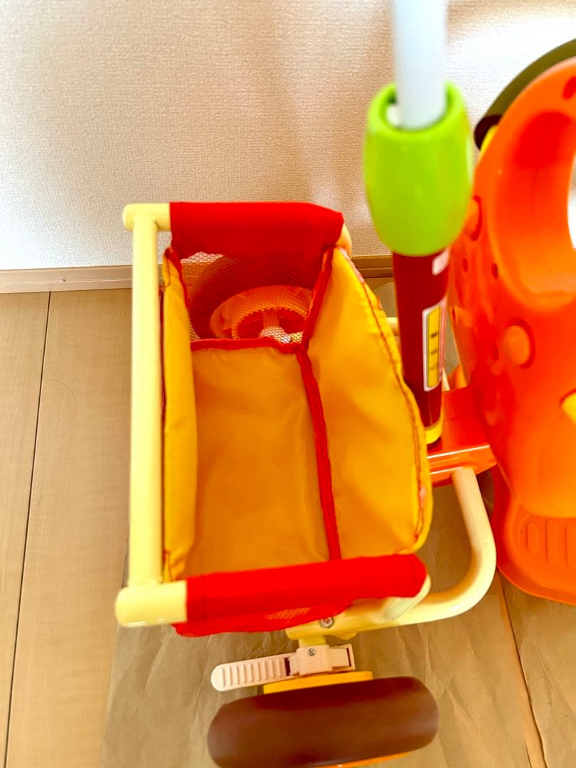 【美品】アンパンマン・三輪車