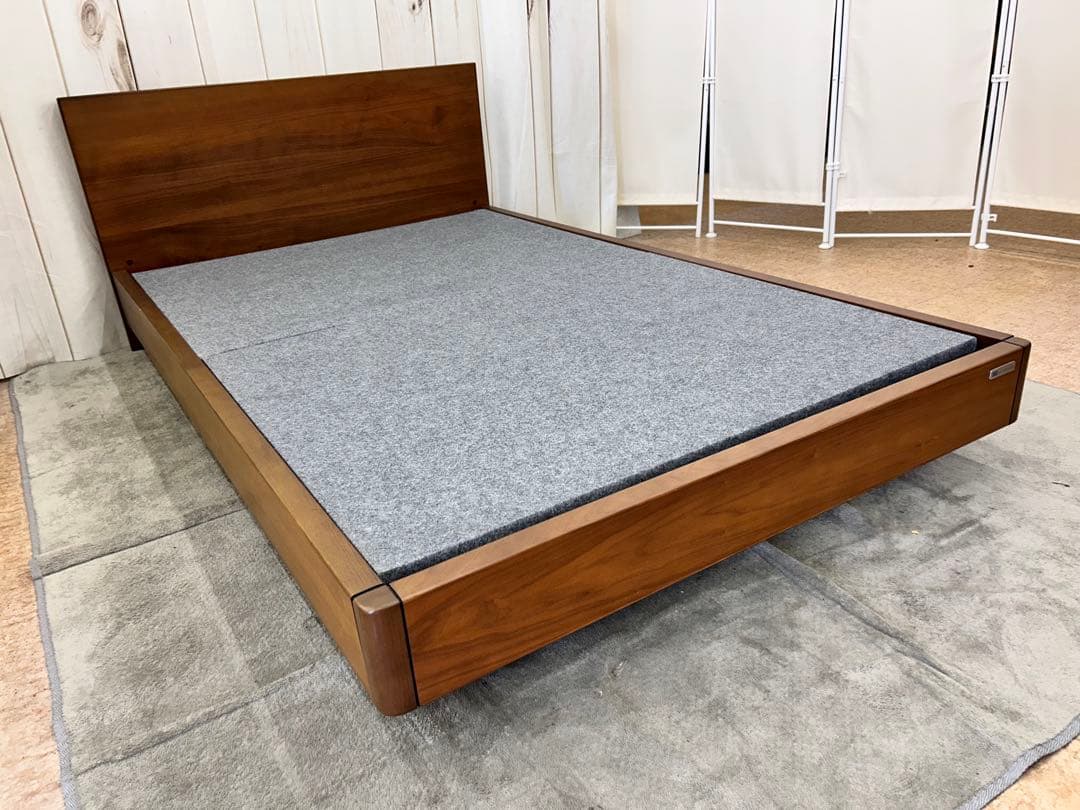 エアウィーブ　セミダブルベッドフレーム