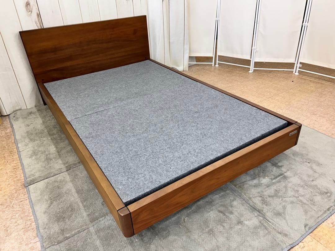 エアウィーブ　セミダブルベッドフレーム