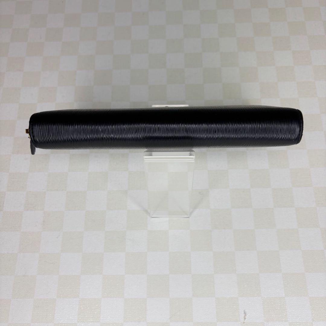 極美品　PRADA プラダ　長財布　ラウンドファスナー　M011