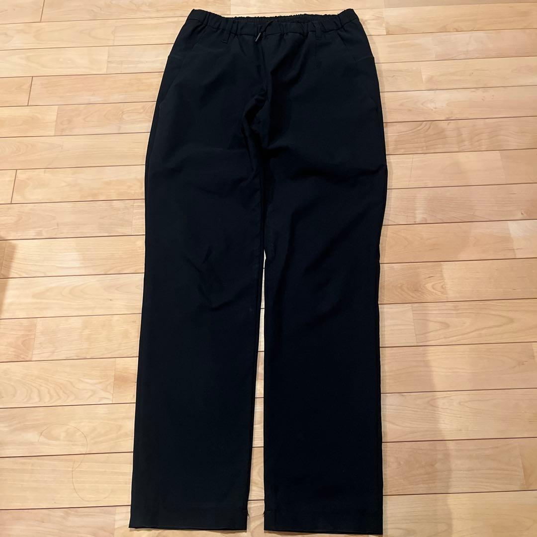 テアトラスーツ　フリーサイズ　ブラック