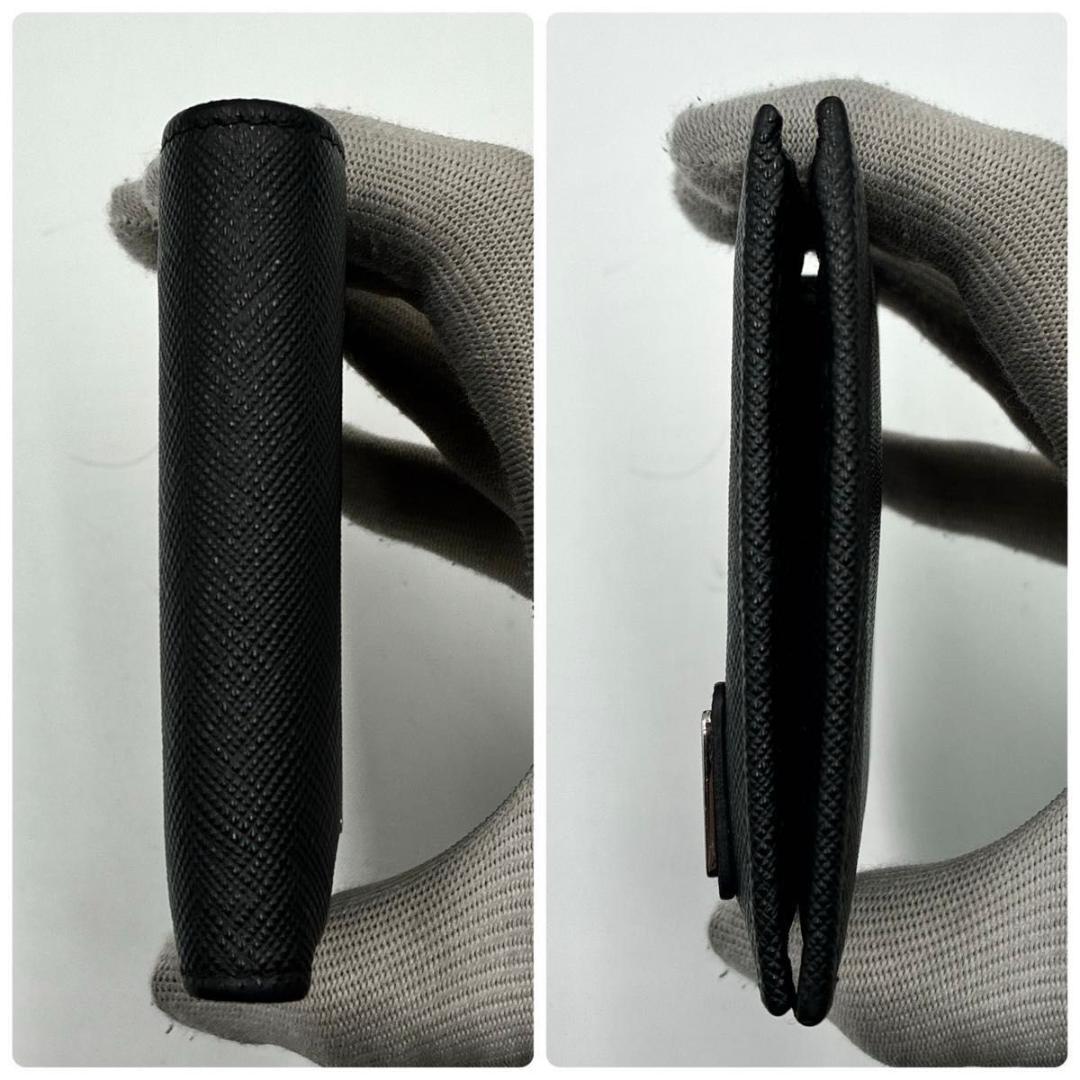 YYY　プラダ 折り財布 サフィアーノ 三角ロゴ 黒 付属品有