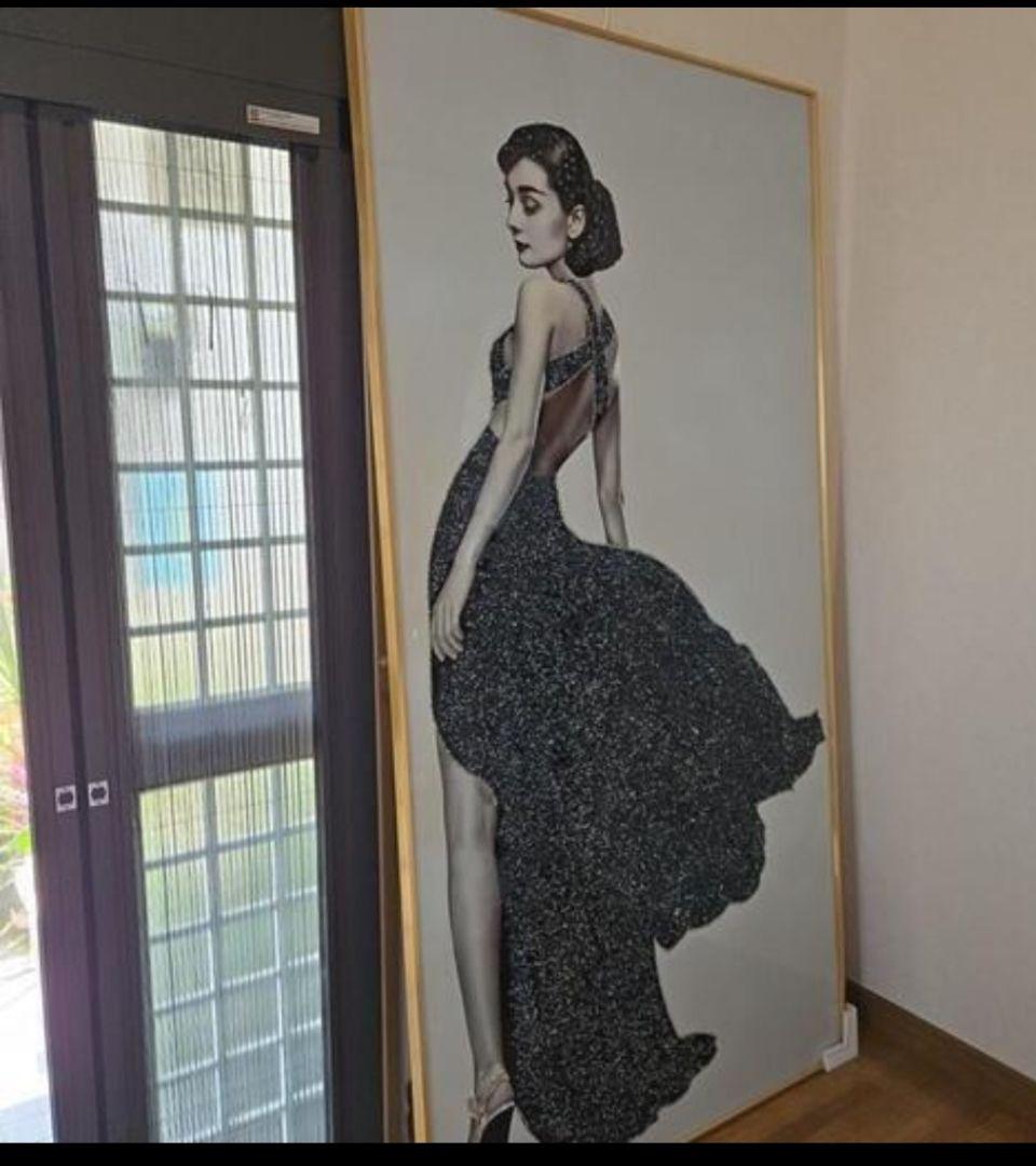 引き取り限定名古屋市　オードリー・ヘップバーンクリスタルアート