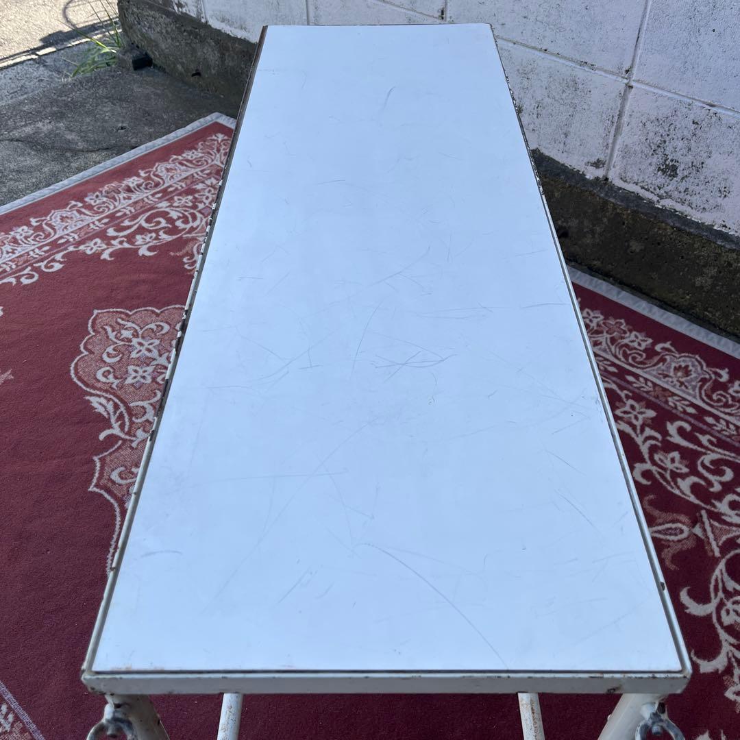 古道具ビンテージ◾️鉄アイアン シャビーな風合い キャスター付き 作業台 テーブル