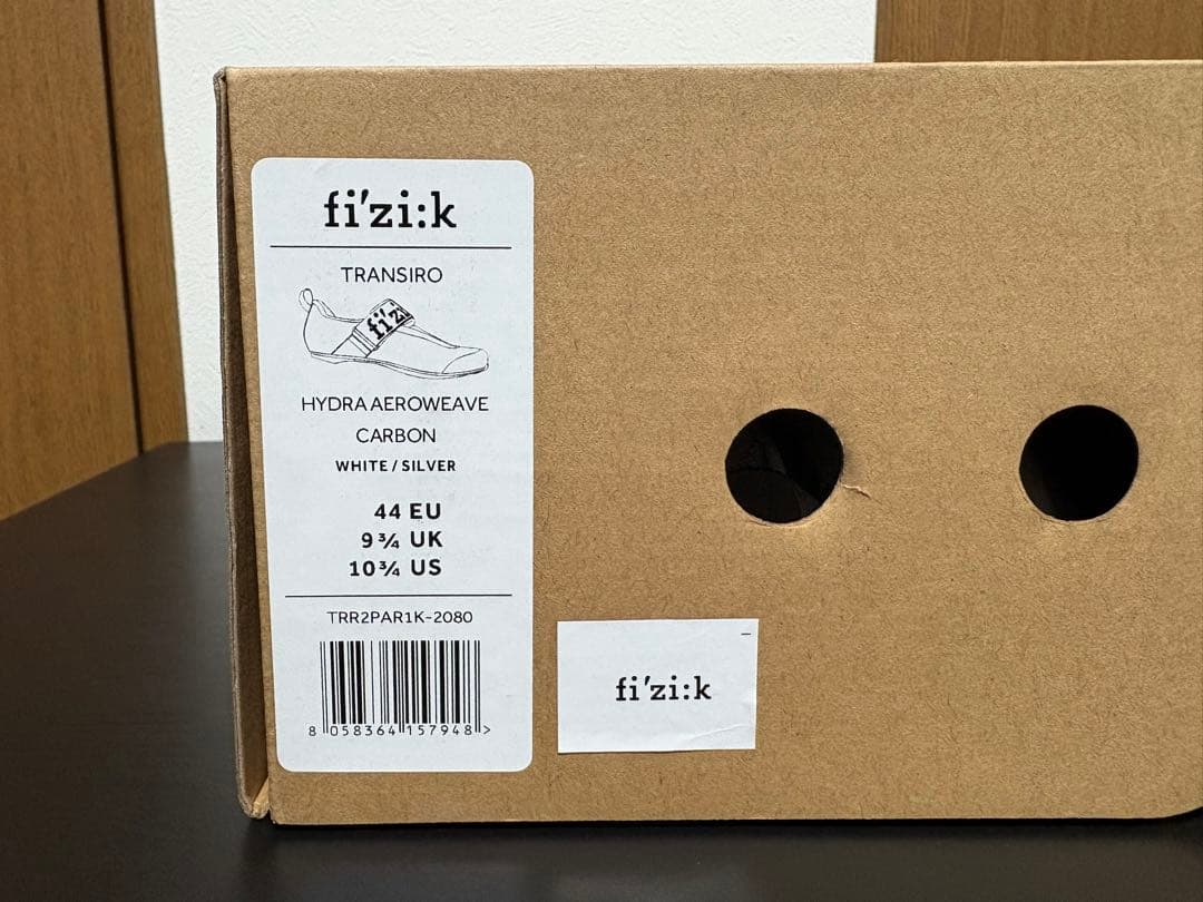 ウェア fizik TRANSIRO HYDRA AEROWEAVE CARBON