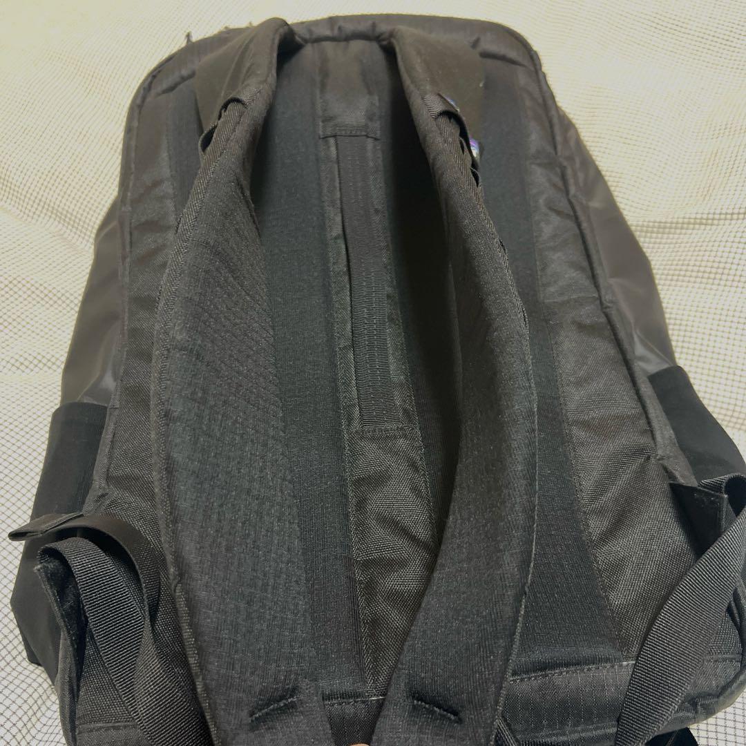 パタゴニア ブラックホール・パック 32L