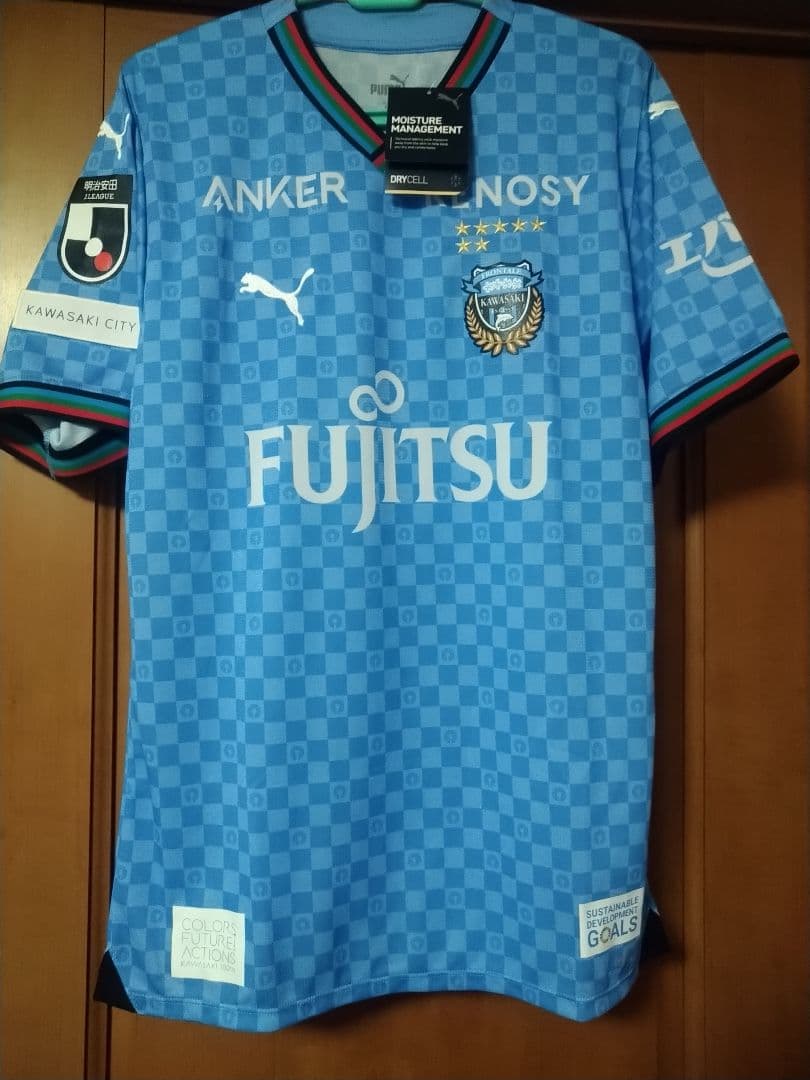 正規品　川崎フロンターレ2024シーズンユニフォーム　未使用紙タグ付き　XL