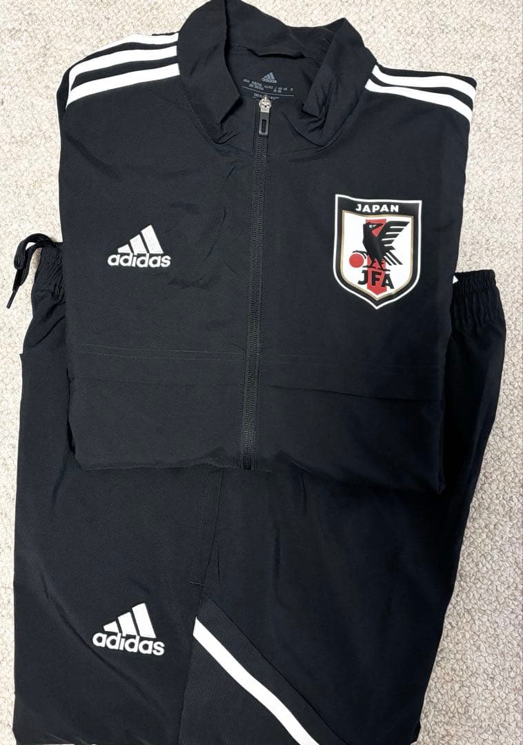 M*8様 【JFA支給】adidas 日本代表 ウィンドブレーカー 黒　２ＸＬ
