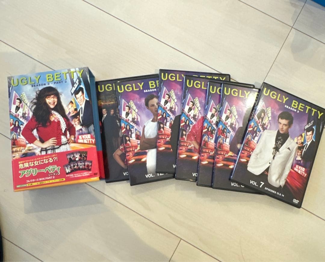 アグリー・ベティ シーズン3 コレクターズBOX Part2〈7枚組〉