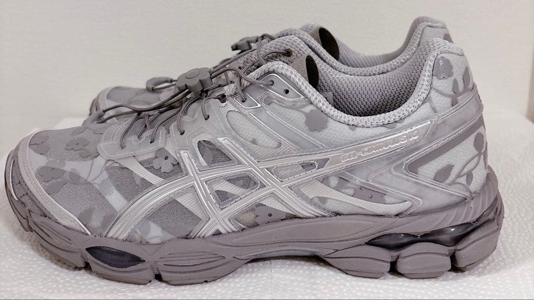 ASICS GEL-CUMULUS 16 SSCB 25.5セシリーバンセン