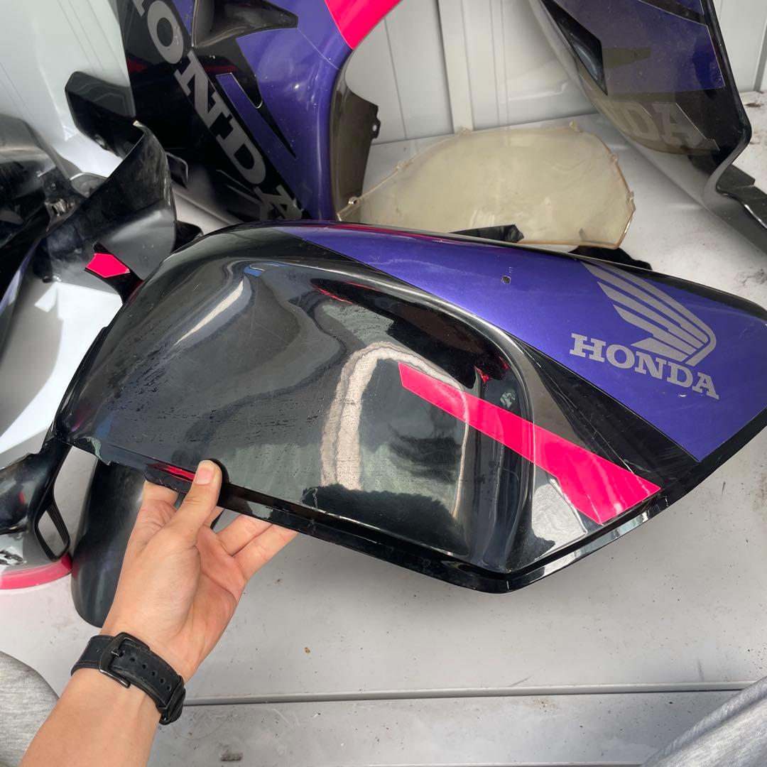 ns1後期純正カウルセット