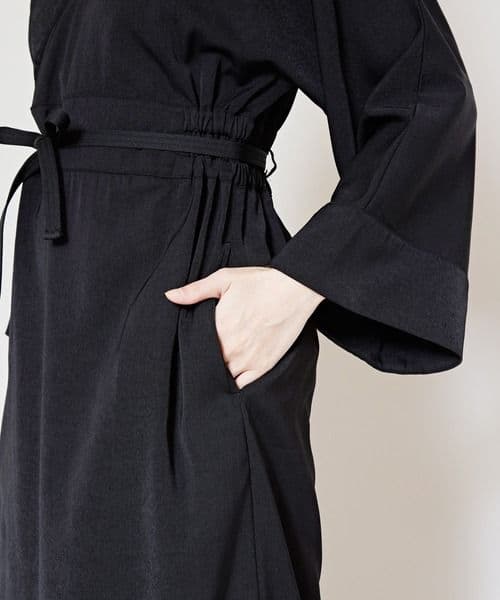 新品　カヤ　和の狭衣ワンピース　着物風　黒　二部式着物　着付け不要　紋付